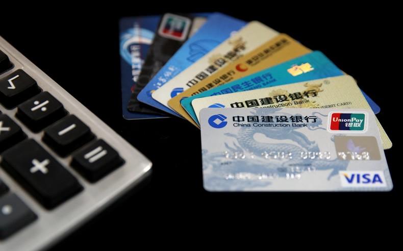 關(guān)于信用卡逾期的法律規(guī)定是怎樣的？真的會被起訴嗎？