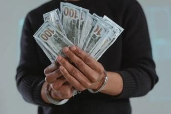 信用卡逾期后還清要不要銷戶