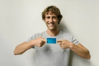信用卡協(xié)商停息掛賬分期目的是什么？怎么申請停息掛賬？