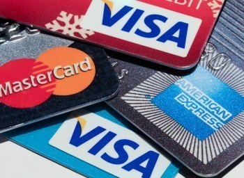 信用卡面臨逾期怎么辦？怎么跟銀行協(xié)商解決分期？