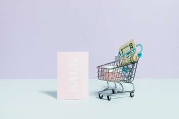 信用卡逾期后還清了多久才能恢復(fù)使用