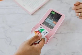 信用卡欠款多少會(huì)被起訴？有什么后果？