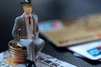 信用卡逾期會導致銀行卡凍結嗎？怎么解凍？