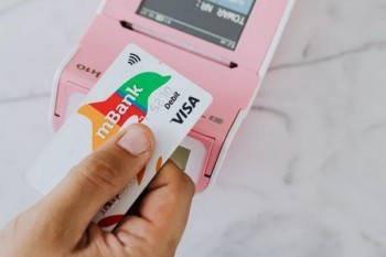 興業(yè)信用卡協(xié)商中心電話