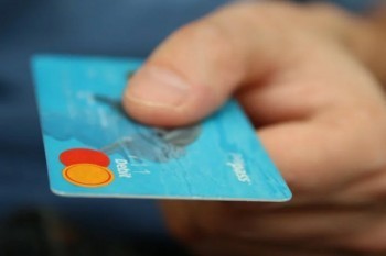 信用卡協(xié)商還款二次逾期會怎樣？怎么辦？