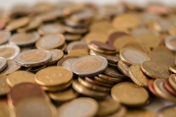 信用卡分期金額不足是什么意思？還能一次還清嗎？