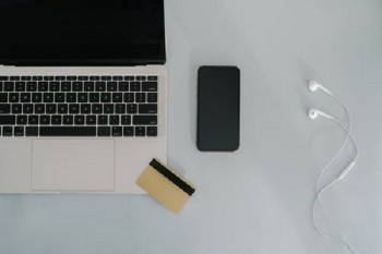 信用卡逾期了20天怎么辦？催收會(huì)打電話給家人嗎？