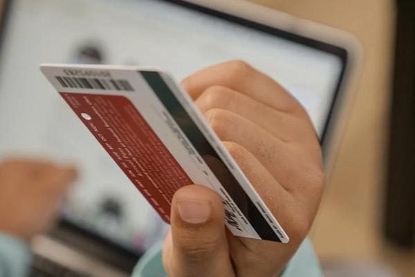 平安銀行信用卡逾期后果有哪些？怎樣處理？