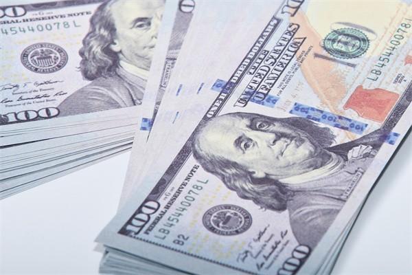興業(yè)消費金融逾期多久會起訴到法院？信用卡逾期有哪些影響？