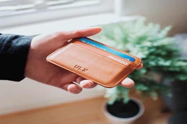民生銀行信用卡逾期一天會(huì)不會(huì)上信用？最低還款有影響嗎？