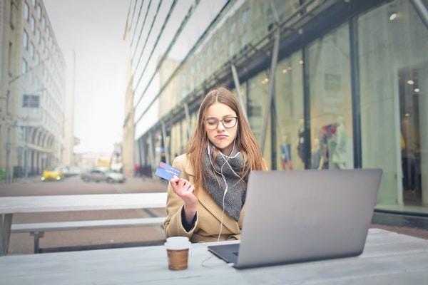 拍拍貸發(fā)信息來(lái)說(shuō)起訴真的嗎？信息如何辨別真假？