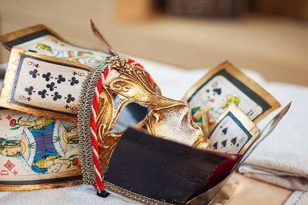 安逸花逾期被起訴了怎么處理？會(huì)凍結(jié)名下儲(chǔ)蓄卡嗎？