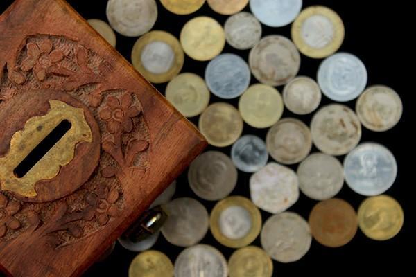 借唄欠了3萬逾期4年了利息多少？最后能本金分期嘛？