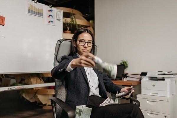 省唄遲一天還款我會(huì)上信用嗎？省唄晚一天還款后果是什么？