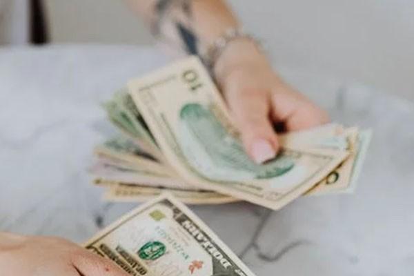 借唄逾期四天會怎么樣？要協(xié)商還款嗎？