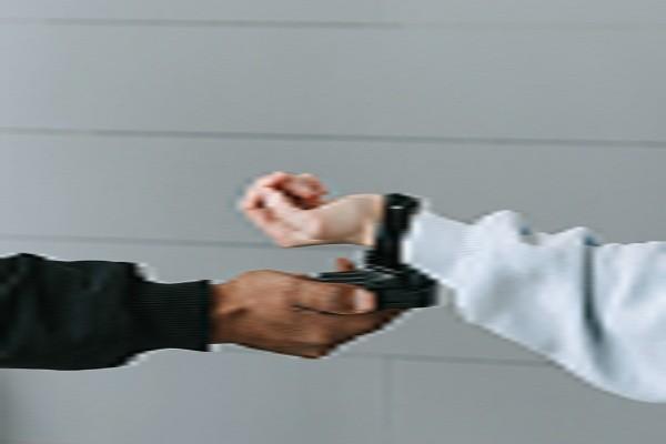 桔多多逾期2天就說取消分期是真的嗎？2天會爆通訊錄嗎?