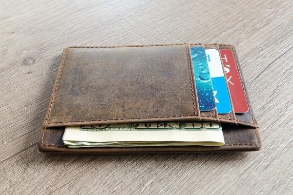 招商銀行信用卡的年利率是多少？利息可以協(xié)商減免嗎？