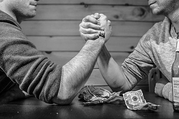 銀行貸款逾期起訴流程及時間多少？起訴后還可以協(xié)商嗎？