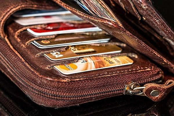 中信信用卡逾期協(xié)商還款步驟是什么？協(xié)商后還能用嗎？