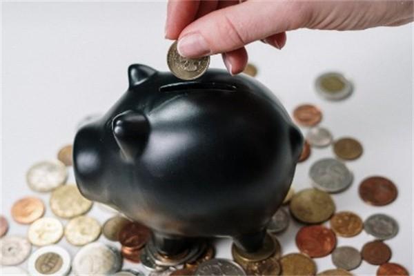 欠微粒貸7萬兩年怎么協(xié)商還款？還清如何避免再逾期？