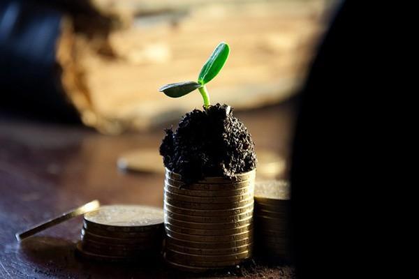 浦發(fā)銀行信用卡怎么分期？分期和最低還款那個更劃算？