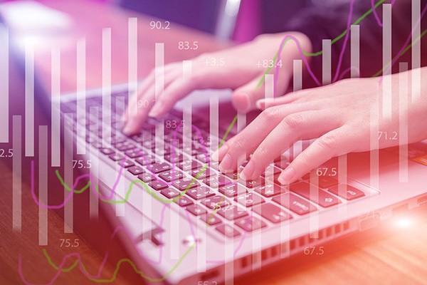 欠銀行200萬逾期5年了會(huì)影響妻子嗎？該怎么應(yīng)對？